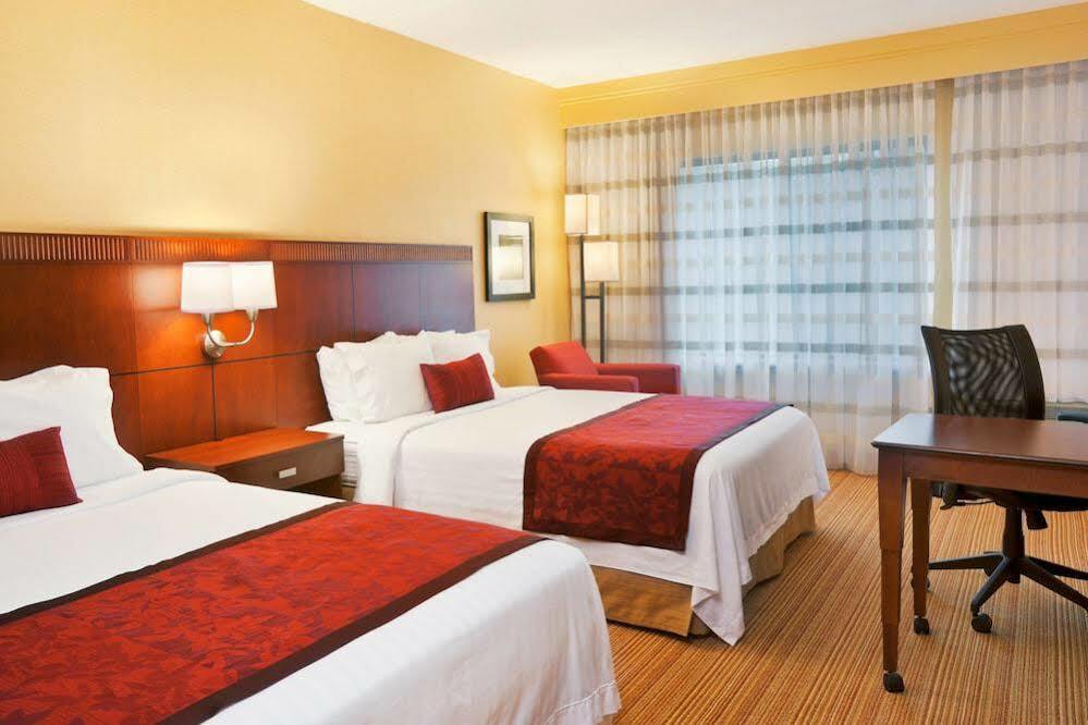 Hotel Sonesta Select Boston Stoughton Zewnętrze zdjęcie
